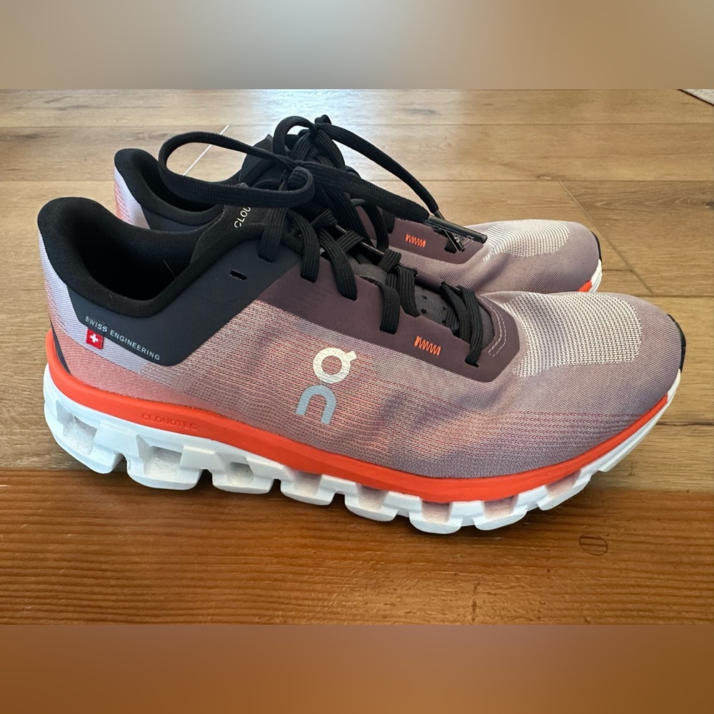 On Cloudflow 4 - Women’s Shoes - US 7 -EU 38 - Black Grey Orange